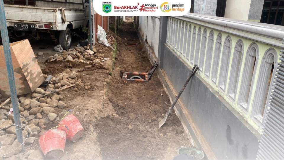 Foto Pembangunan 100%